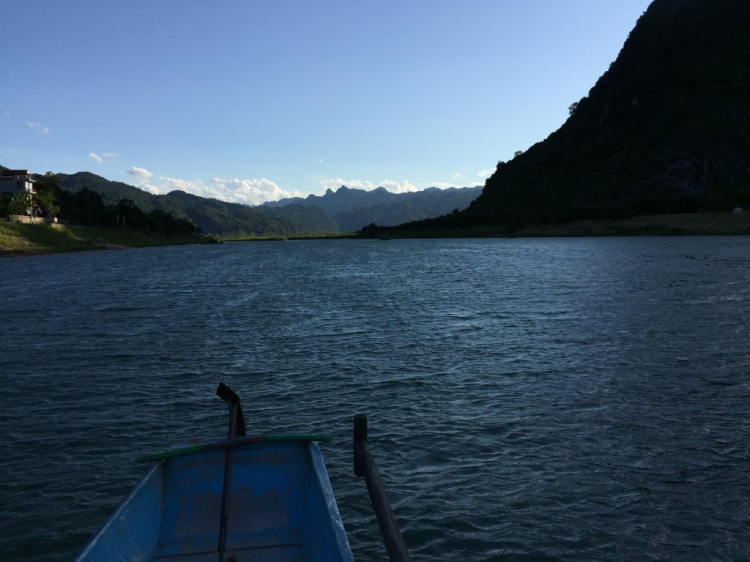 Hè Về, Chở Vợ Con Xuyên Việt. Hè Về, Chở Vợ Con Xuyên Việt.