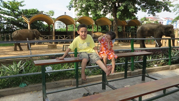 Khu phố 8888 - Chém gió chuyên nghiệp và đầy văn hóa Khu phố 8888 - Chém gió chuyên nghiệp và đầy văn hóa