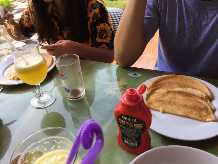 Hè Về, Chở Vợ Con Xuyên Việt. Hè Về, Chở Vợ Con Xuyên Việt.