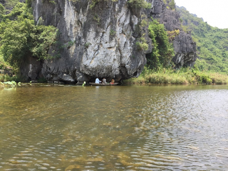 Hè Về, Chở Vợ Con Xuyên Việt. Hè Về, Chở Vợ Con Xuyên Việt.