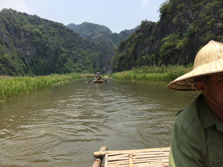 Hè Về, Chở Vợ Con Xuyên Việt.