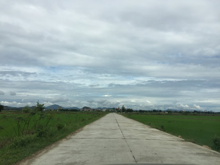 Hè Về, Chở Vợ Con Xuyên Việt. Hè Về, Chở Vợ Con Xuyên Việt.