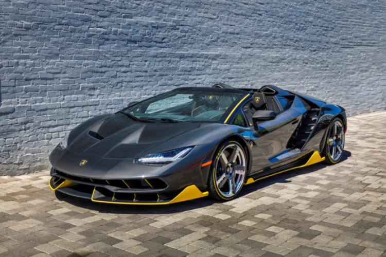 “Đập hộp” Lamborghini Centenario Roadster đầu tiên trên thế giới