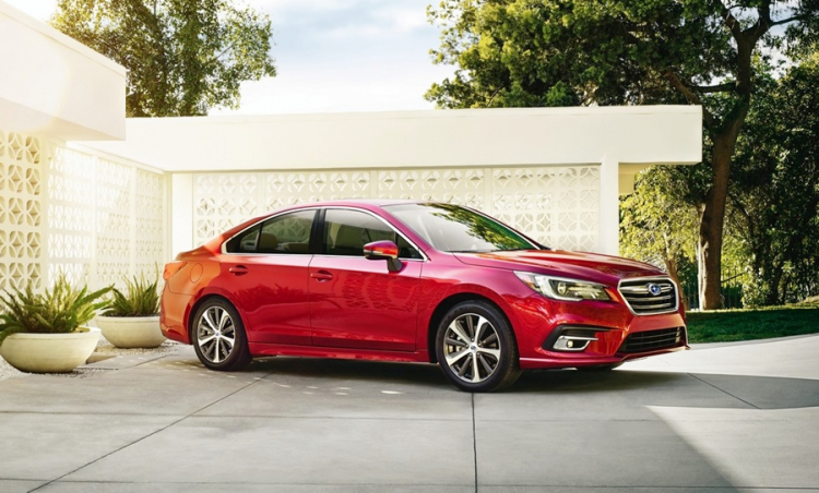 Subaru Legacy và Outback 2018 có giá từ 22.195 USD Subaru Legacy và Outback 2018 có giá từ 22.195 USD