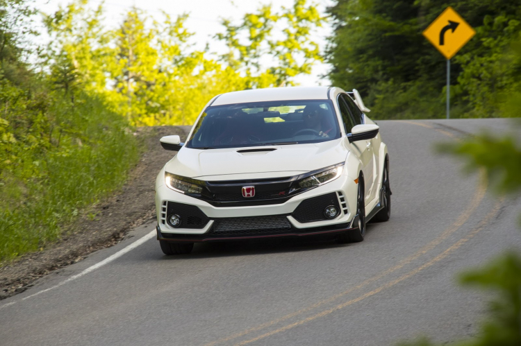 Honda Civic Type R 2017 có giá từ 31.350 USD tại Canada