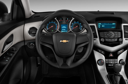 2012-chevrolet-cruze-mt.png