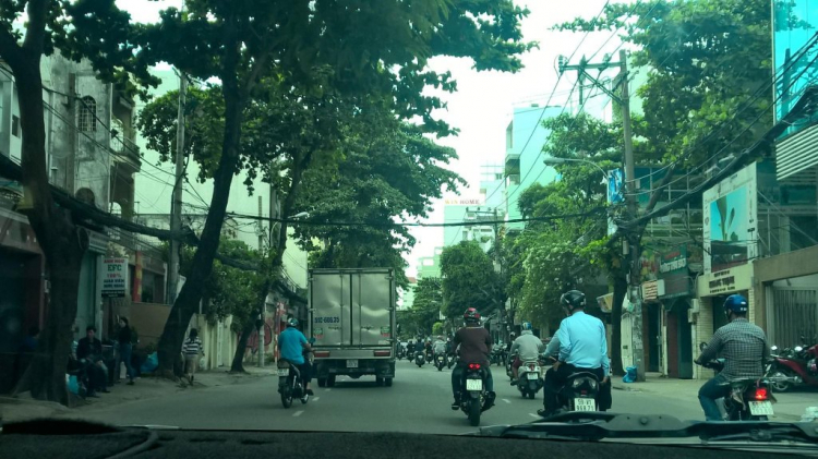 Gửi hình ảnh phương tiện vi phạm về đâu đây ạ?