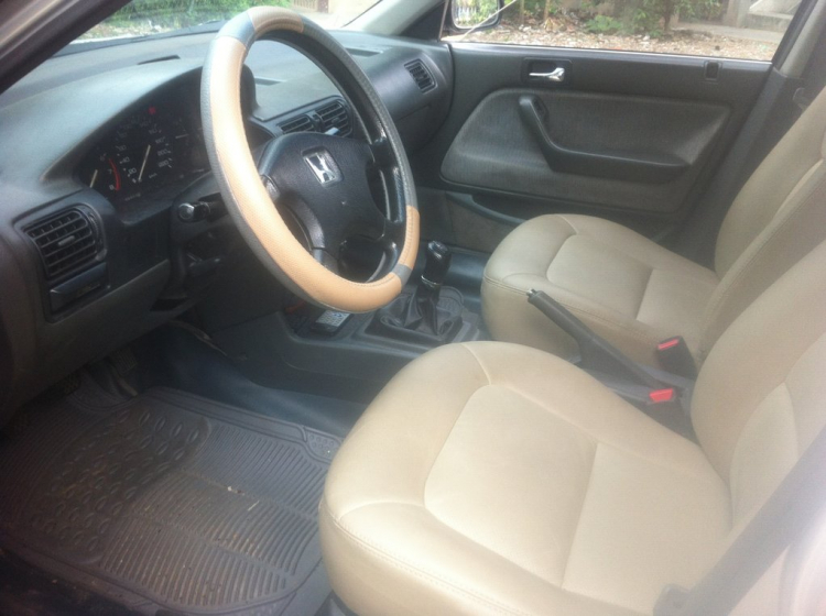 Honda Accord 1993. Honda Accord 1993.