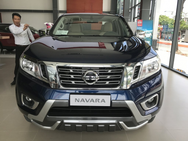 NAVARA Premium R