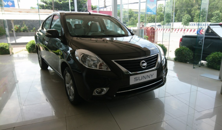 Nissan Sunny số tự động 2017 giá tốt