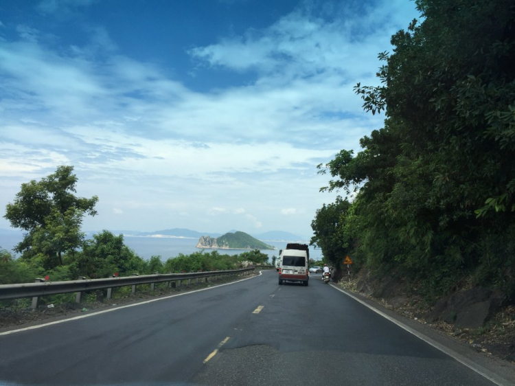 Hè Về, Chở Vợ Con Xuyên Việt. Hè Về, Chở Vợ Con Xuyên Việt.