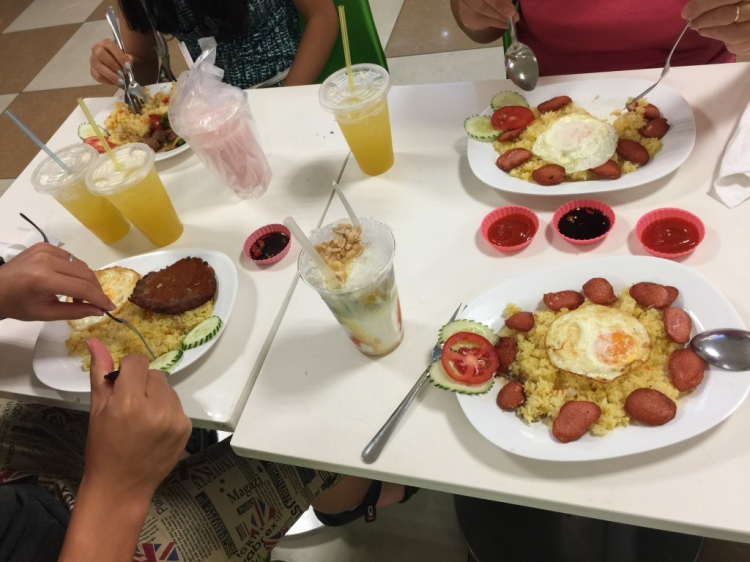 Hè Về, Chở Vợ Con Xuyên Việt. Hè Về, Chở Vợ Con Xuyên Việt.