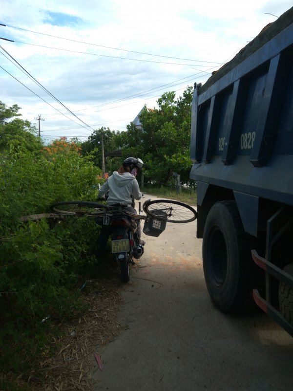 Jolie - Trên những nẻo đường