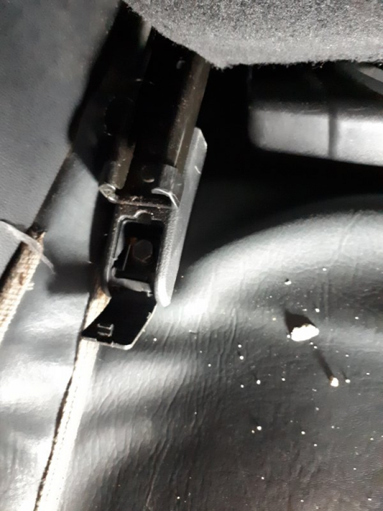 Cách âm cho Kia Sportage Cách âm cho Kia Sportage