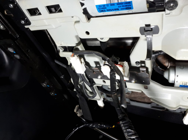 Cách âm cho Kia Sportage Cách âm cho Kia Sportage