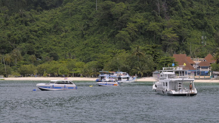 MBFC khởi hành Caravan Hè 2014 : Sài Gòn, Việt Nam – Phuket, TháiLan