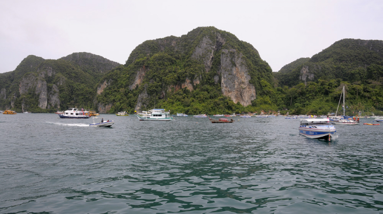 MBFC khởi hành Caravan Hè 2014 : Sài Gòn, Việt Nam – Phuket, TháiLan MBFC khởi hành Caravan Hè 2014 : Sài Gòn, Việt Nam – Phuket, TháiLan