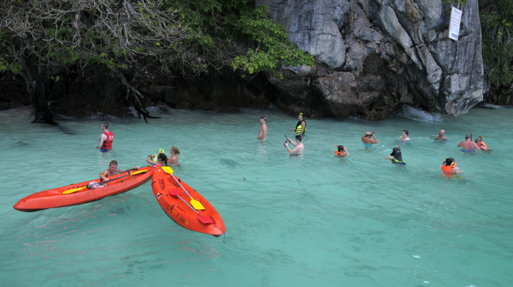 MBFC khởi hành Caravan Hè 2014 : Sài Gòn, Việt Nam – Phuket, TháiLan