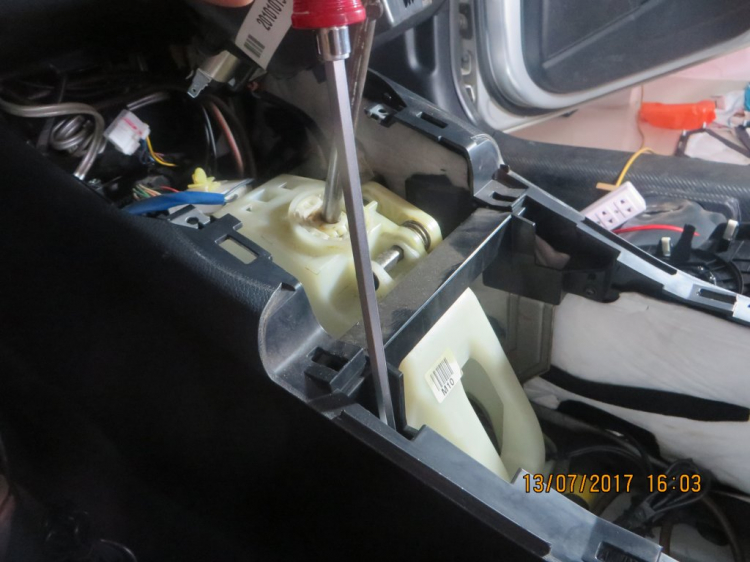 Cách âm cho Kia Sportage Cách âm cho Kia Sportage