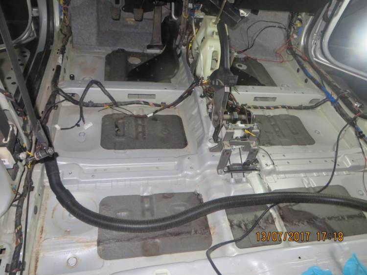 Cách âm cho Kia Sportage Cách âm cho Kia Sportage