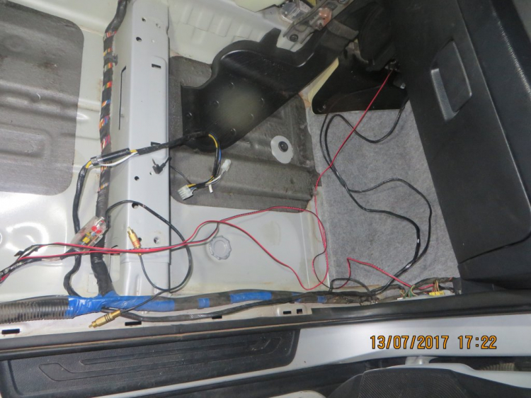 Cách âm cho Kia Sportage Cách âm cho Kia Sportage