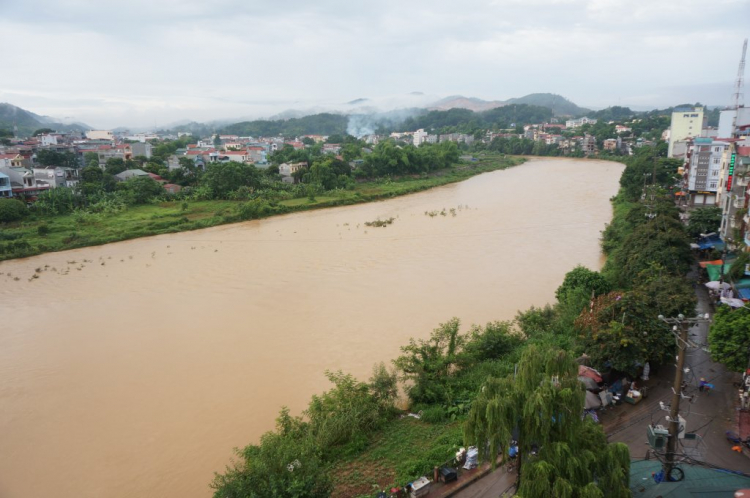 HÀNH TRÌNH XUYÊN VIỆT 2017 6.000km ĐÔNG TÂY BẮC CÙNG CAPTIVA REWW