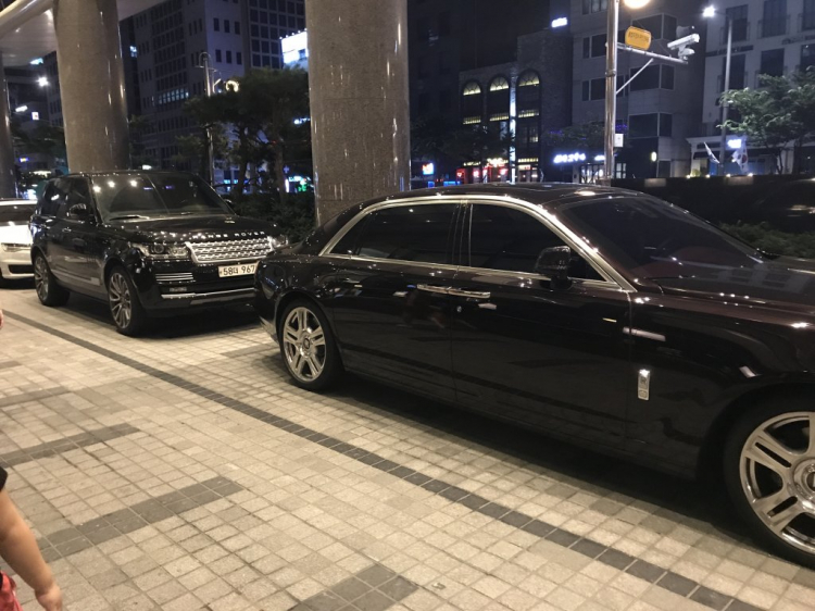 Hyundai từ bỏ thương hiệu Genesis tại Anh vì không thể đấu lại BMW và Mercedes Hyundai từ bỏ thương hiệu Genesis tại Anh vì không thể đấu lại BMW và Mercedes
