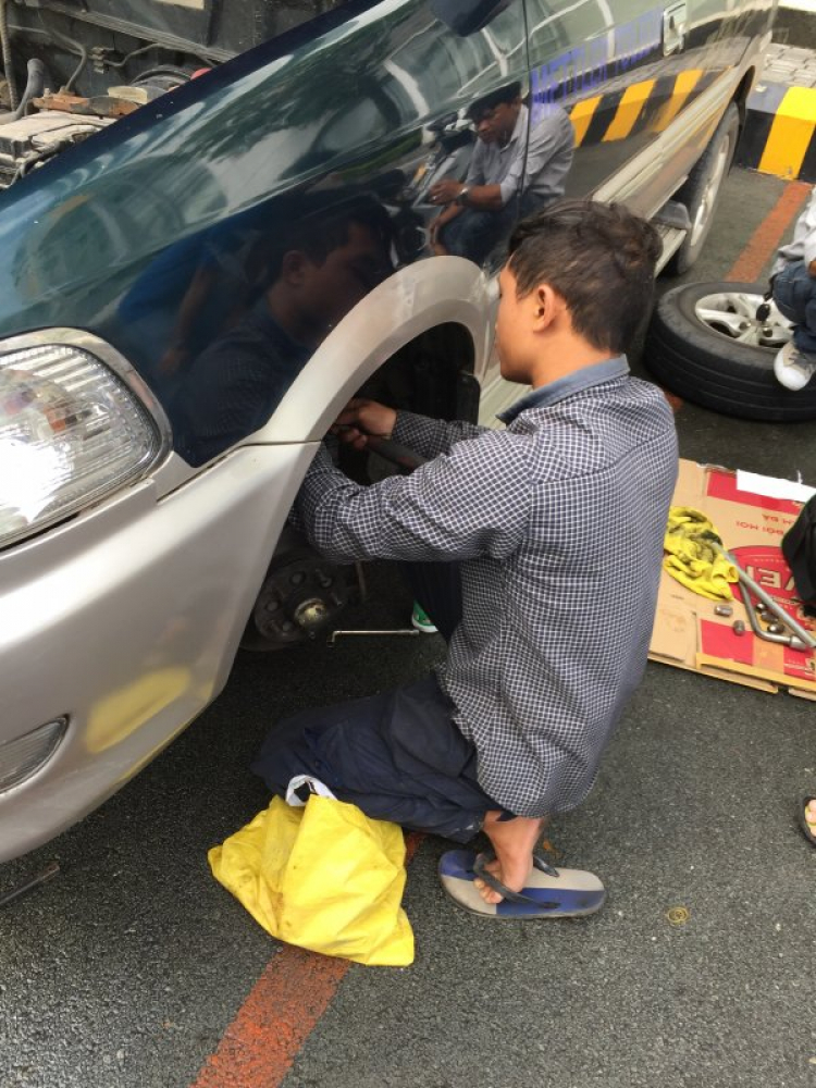 Kinh nghiệm phối hợp với S.O.S giải quyết sự cố trên đường thiên lý. Kinh nghiệm phối hợp với S.O.S giải quyết sự cố trên đường thiên lý.
