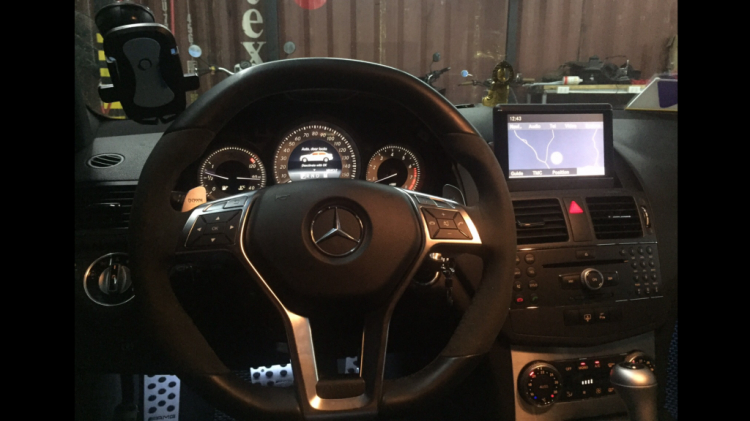Em khoe GLC300AMG xấu lạ Em khoe GLC300AMG xấu lạ
