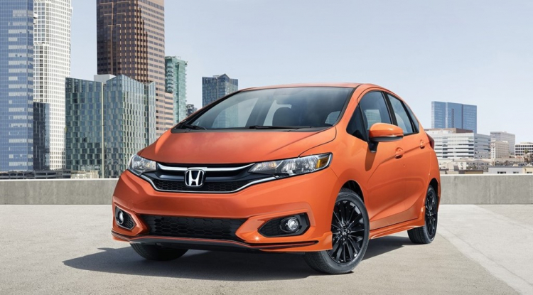 Honda Fit facelift 2018 ra mắt với giá chỉ 16.000 đô