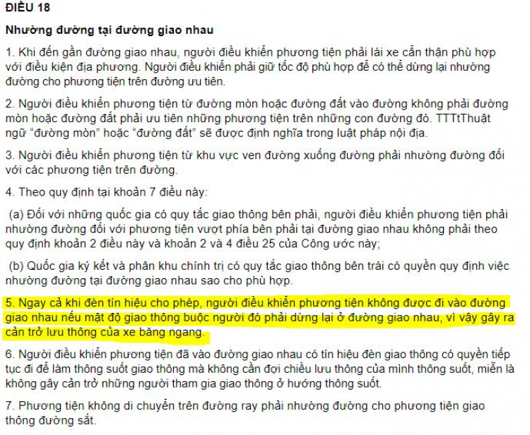 Hình chữ nhật gạch chéo ở góc ngã 3 là gì???