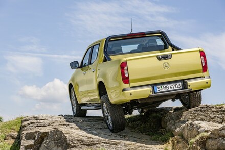 Mercedes-X-Class-16.jpg