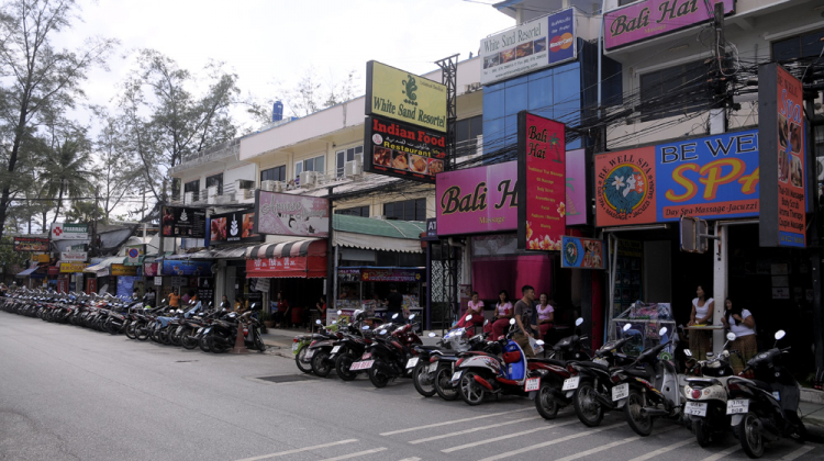 MBFC khởi hành Caravan Hè 2014 : Sài Gòn, Việt Nam – Phuket, TháiLan