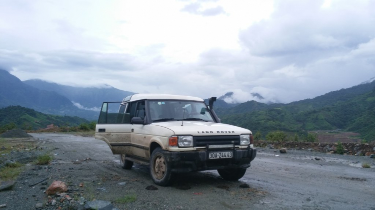 1400 km và 4 ngày ngoại tình với "vợ bé" của ông anh