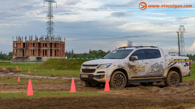 Cơ hội thử sức Chevrolet Colorado tại trường đua HappyLand