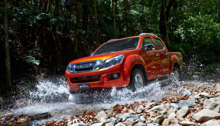 DMAX071920x1100.jpg