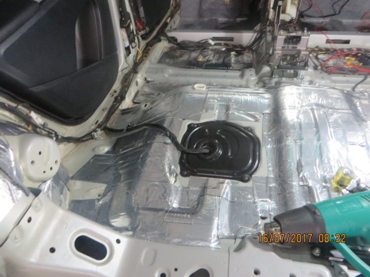 Cách âm cho Kia Sportage Cách âm cho Kia Sportage