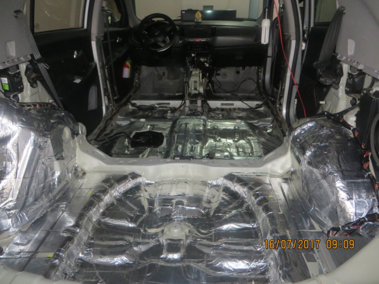 Cách âm cho Kia Sportage Cách âm cho Kia Sportage