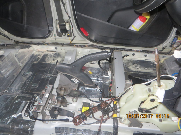 Cách âm cho Kia Sportage Cách âm cho Kia Sportage