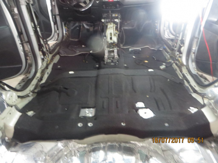 Cách âm cho Kia Sportage Cách âm cho Kia Sportage