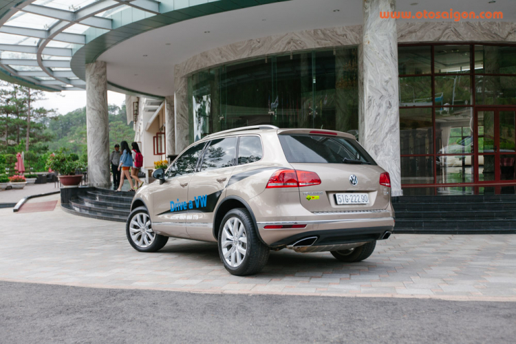 Đánh giá VW Touareg - Thêm lựa chọn SUV cỡ trung đến từ Đức Đánh giá VW Touareg - Thêm lựa chọn SUV cỡ trung đến từ Đức