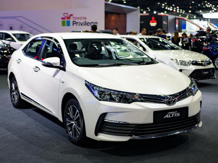 Toyota Corolla Altis 2017 Facelift về Việt Nam