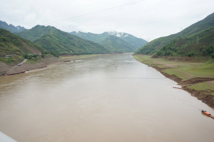 HÀNH TRÌNH XUYÊN VIỆT 2017 6.000km ĐÔNG TÂY BẮC CÙNG CAPTIVA REWW