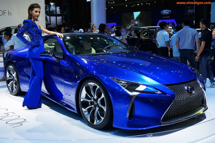 [VMS 2017] Chiêm ngưỡng Lexus LC 500h tại triển lãm