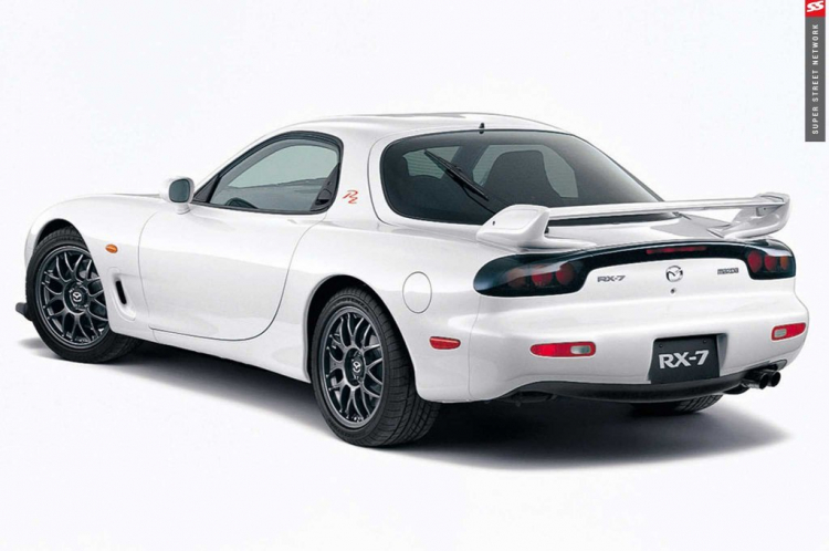 history-and-facts-about-the-mazda-rx-7.jpg