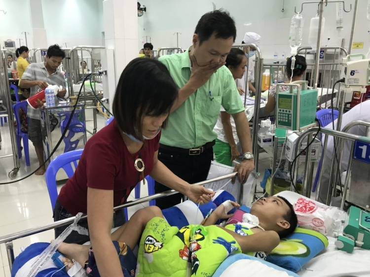 Thiện nguyện giúp cháu Nguyễn Thành Phúc (Đã khóa chốt sổ) Thiện nguyện giúp cháu Nguyễn Thành Phúc (Đã khóa chốt sổ)