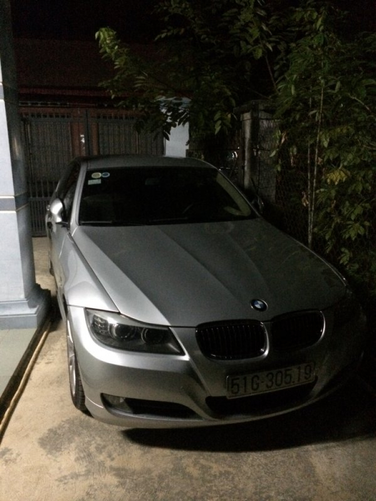 Con E90 BMW 325i đầu tiên của em Con E90 BMW 325i đầu tiên của em