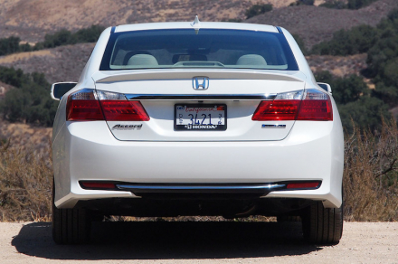 07-2014-honda-accord-phev-fd.jpg