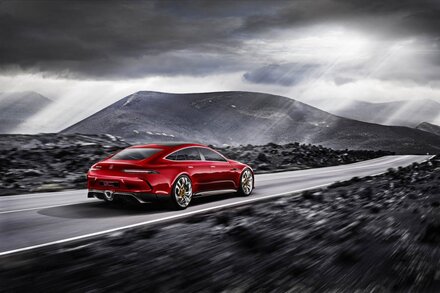 Mercedes-AMG-Electric-Future-2.jpg