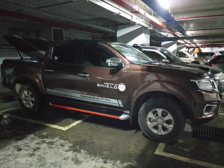 Em đã lên lẫy số vô lăng cho xe Nissan Navara EL